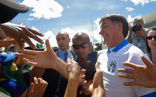 Jornalista alemão alerta: Bolsonaro é um psicopata e pode matar milhares de brasileiros