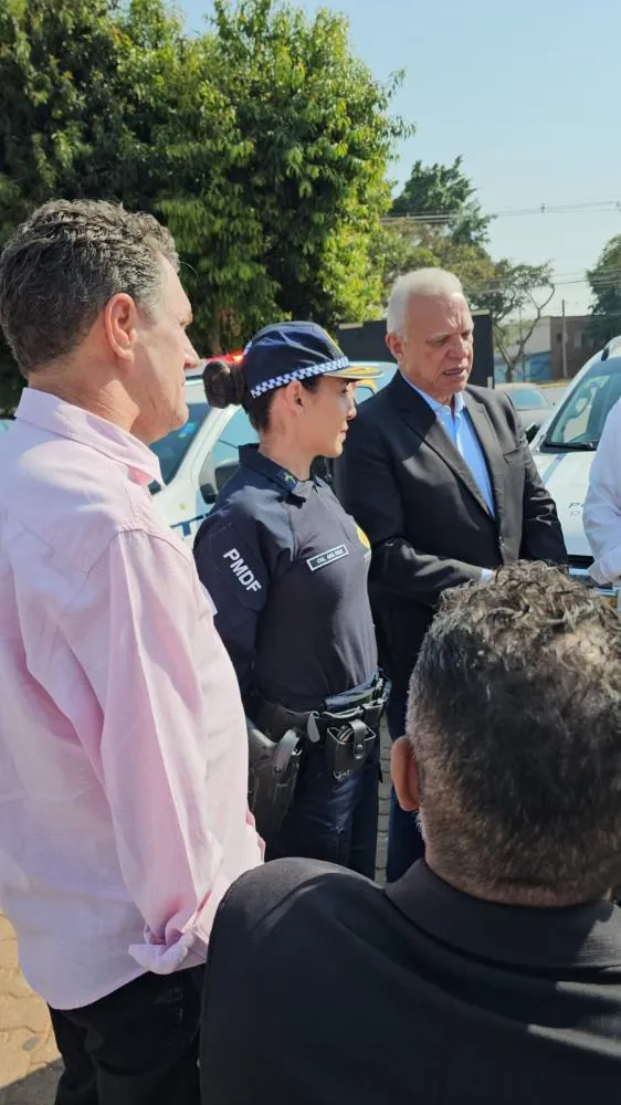 Deputado Iolando comemora implantação do DF Libras em viaturas da PMDF