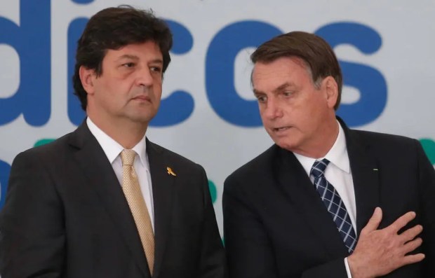 Brasil confirma 204 mortes e 3 mil novos casos de COVID-19 em 24 horas