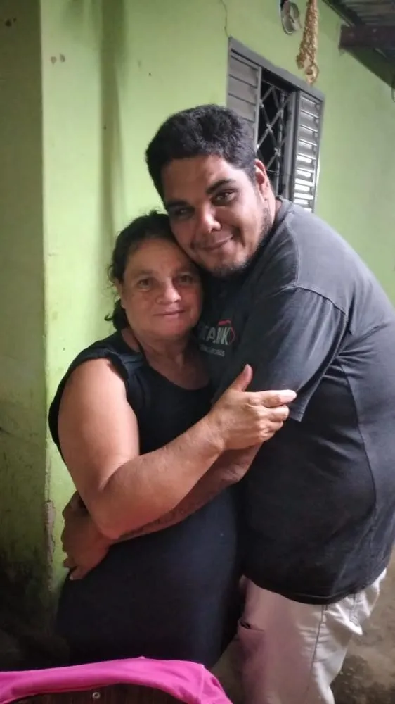 Mulher mata o próprio irmão a facada na perna na Vila São José, em Brazlândia
