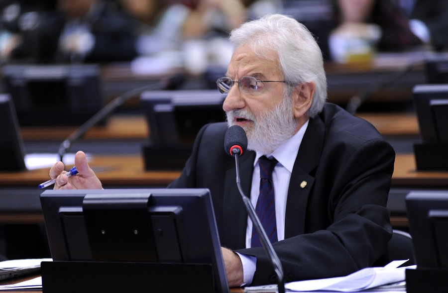 PSol quer que Maia devolva MP que livra agentes públicos na pandemia