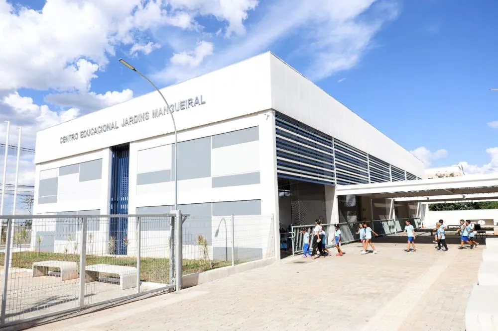 para reforçar a infraestrutura da rede pública de ensino desde 2024