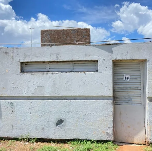 A realidade precária dos banheiros públicos no DF
