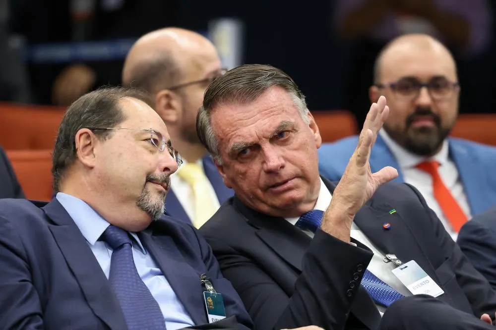 Entenda os próximos passos após o STF tornar réus Bolsonaro e outros sete por tentativa de golpe