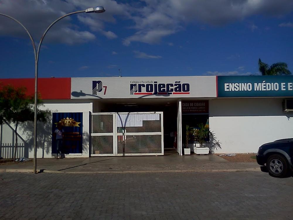 Garotas relatam assédio por parte de professores do Projeção
