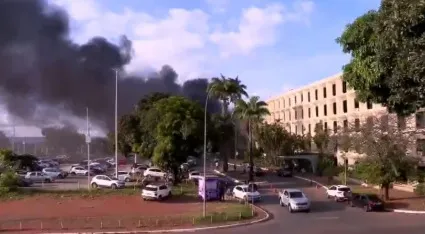 Incêndio atinge anexo 1 do Ministério da Educação; fogo deixou fumaça preta e densa
