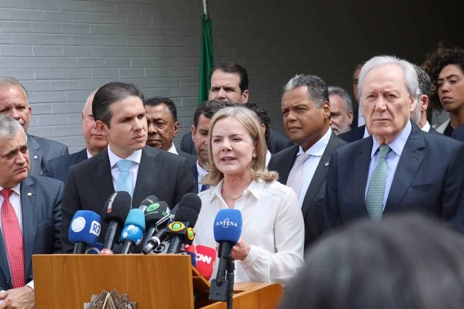 Oposição aumenta pressão sobre Motta por PL da Anistia