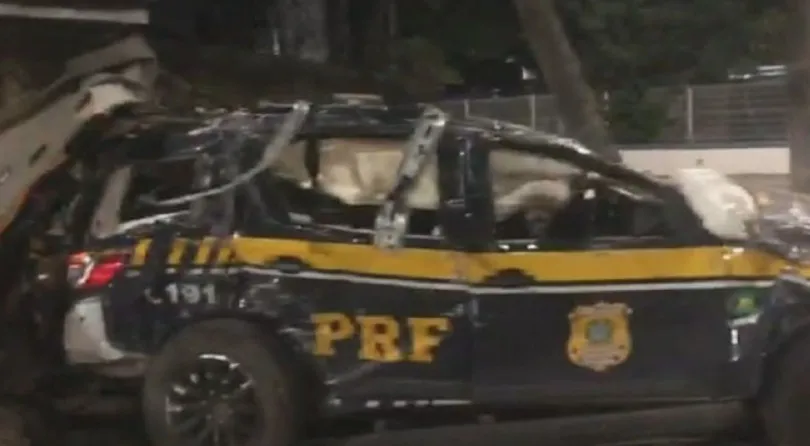 Três agentes da PRF morrem durante perseguição na Avenida Brasil, no Rio de Janeiro 