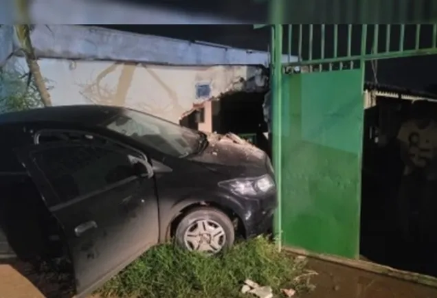 Pai narra desespero ao tentar tirar filha do carro durante roubo no DF