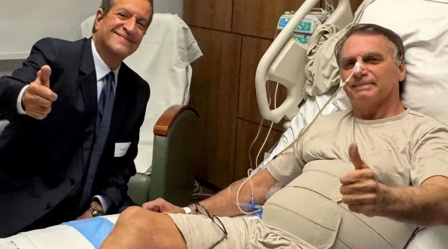 Valdemar Costa Neto visita Bolsonaro em hospital de Brasília