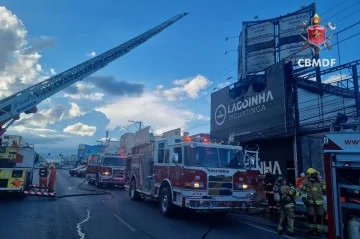 Incêndio atinge Igreja Lagoinha em Taguatinga nesta quarta-feira (7/5)