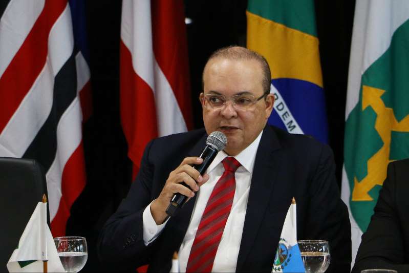 Ameaça de aglomeração de bosonaristas leva Ibaneis a fechar Esplanada outra vez