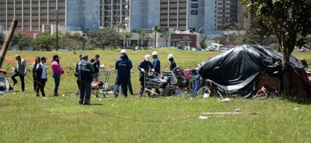 Ação de acolhimento da população em situação de rua inicia semana no Plano Piloto