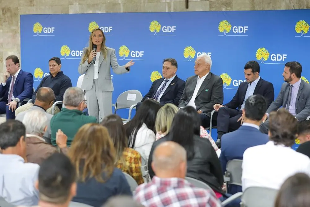 GDF alcança marca de 500 escrituras entregues para instituições religiosas e associações