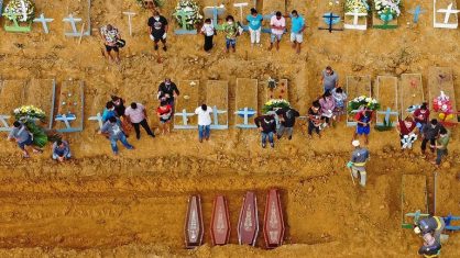 Brasil tem mais de 47,7 mil mortes por Covid e 978 mil casos