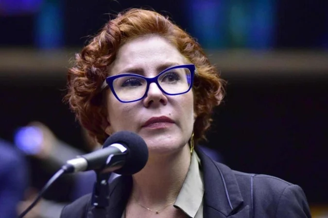 STF forma maioria para recusar recurso de Zambelli; condenação transita em julgado