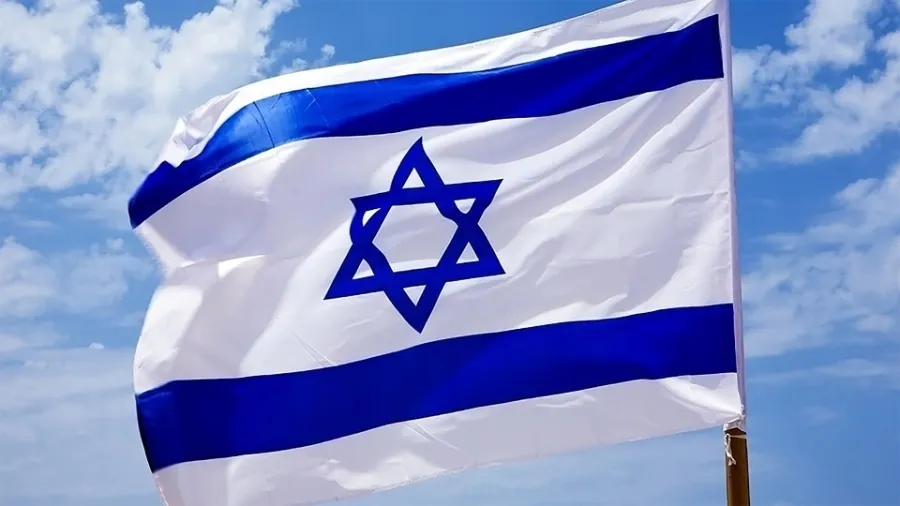 Israel atinge cidade que abriga única usina nuclear funcional do Irã