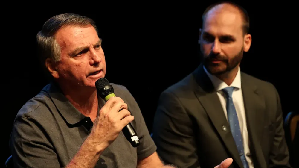 Aliados defendem apelo de Bolsonaro e Eduardo contra tarifaço de Trump