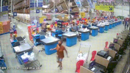 Prateleiras desabam em supermercado no MA e matam ao menos uma pessoa