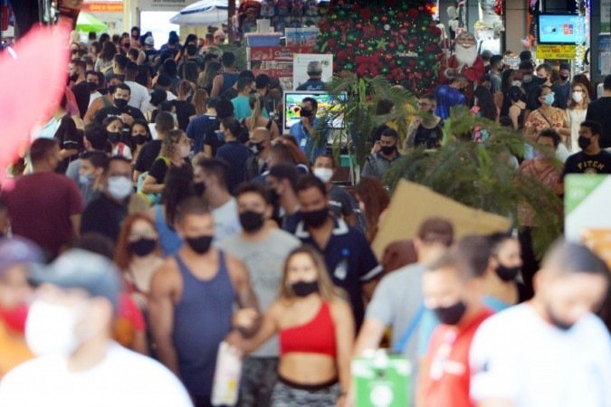Covid-19: enquanto casos crescem, isolamento diminui no DF