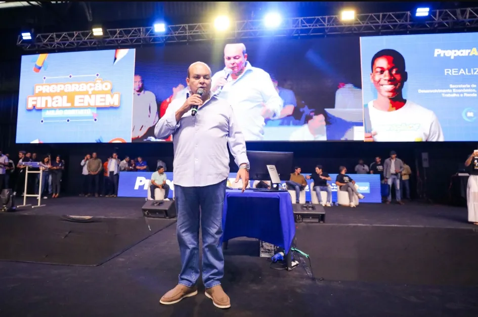 Em aulão final do GDF para o Enem, Ibaneis Rocha incentiva estudantes: “Acreditem na força que carregam”