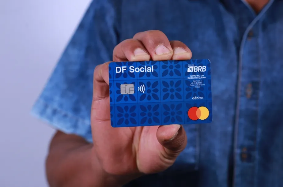 Novos beneficiários do DF Social têm até o dia 24 para abrir conta no BRB