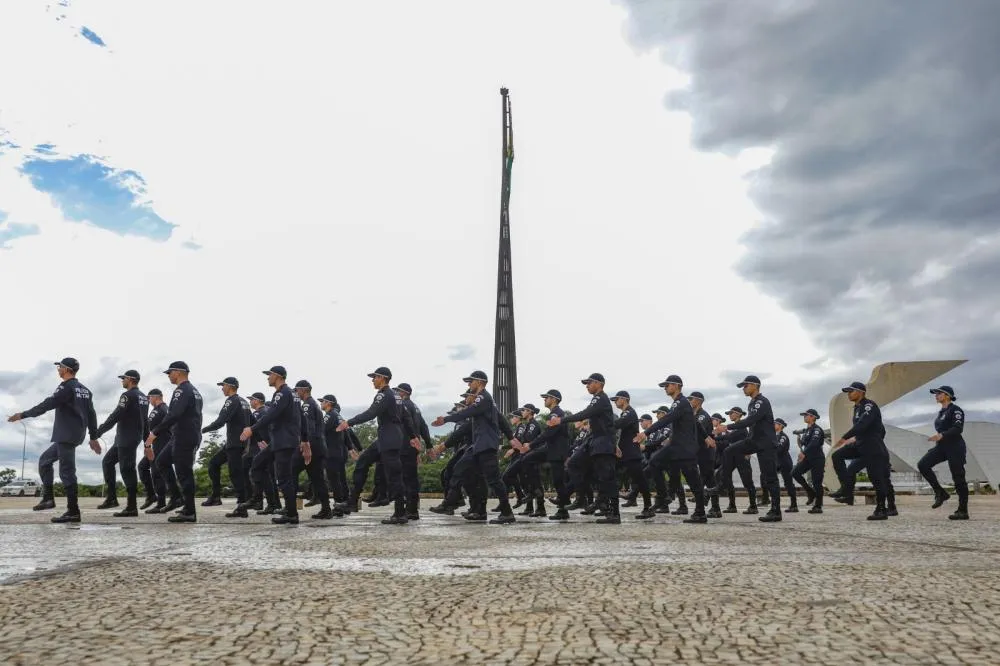 Aprovado reajuste salarial para as forças de segurança do DF