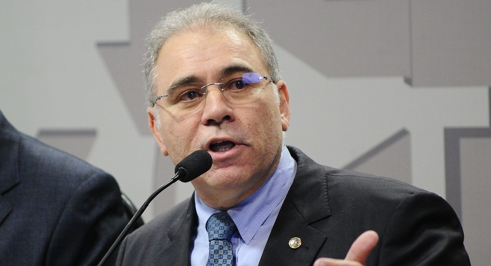 Novo ministro da Saúde diz que Bolsonaro determinou 'amplo debate' com comunidade médica
