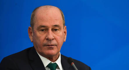 Fernando Azevedo e Silva pede demissão do Ministério da Defesa
