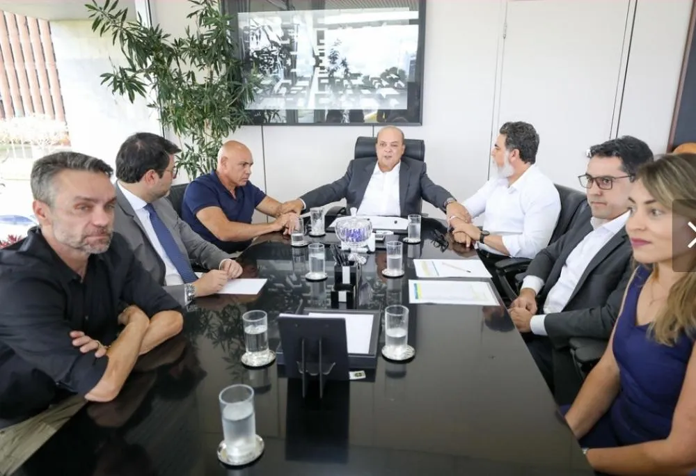 Governador Ibaneis Rocha autoriza nomeação de mais de 1,1 mil profissionais em saúde