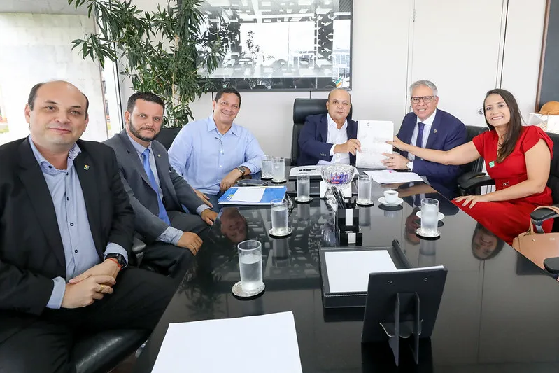 GDF entrega concessão e garante uso do terreno ao Clube da Advocacia