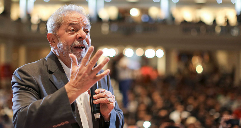 Lula dispara contra a polícia