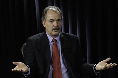 Aloizio Mercadante, presidente do BNDES é mais um desinformado no cargo