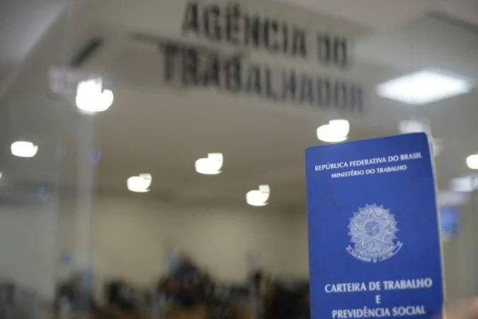 Agências do trabalhador oferecem 624 vagas de emprego nesta segunda (25)