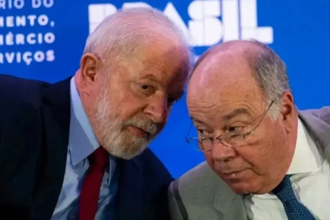 Governo brasileiro é informado sobre aplicação do tarifaço dos EUA