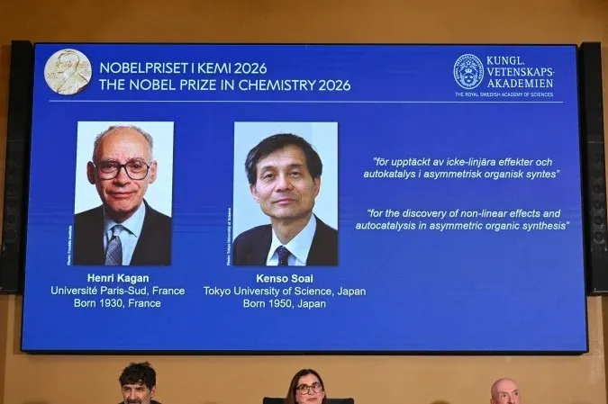 Nobel de Química premia descoberta sobre moléculas “espelhadas”