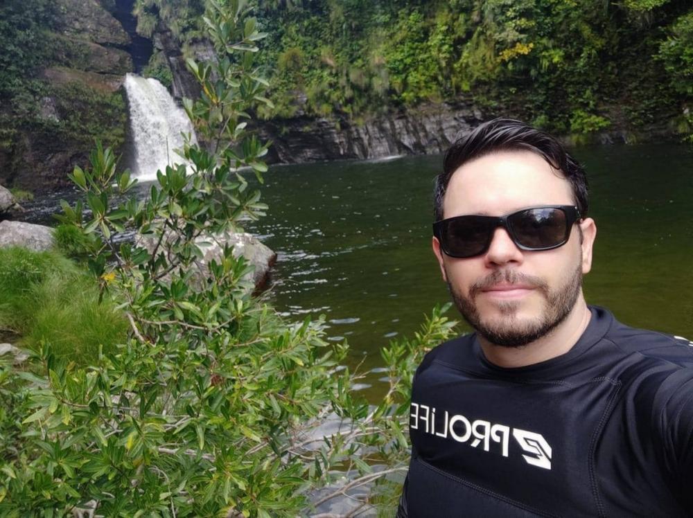Cão farejador encontra corpo de desaparecido no Vale da Lua