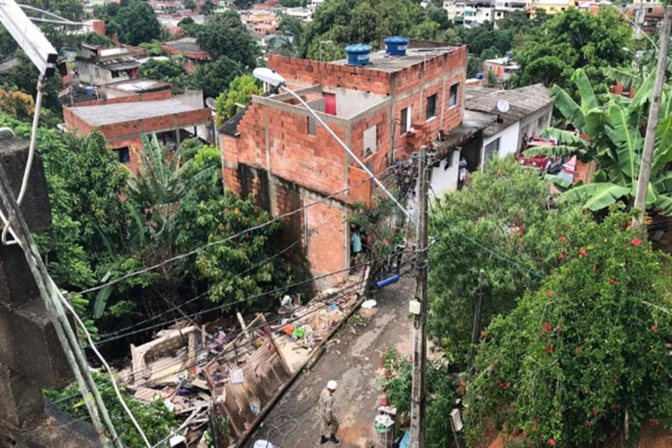 Casa desaba e mata mulher de 67 anos no Espírito Sant