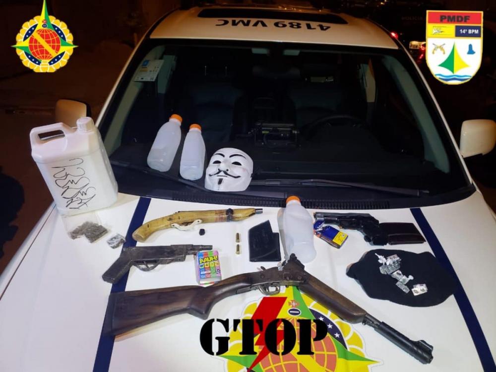 Festa acaba com cinco presos, uma adolescente, drogas e armas apreendidas