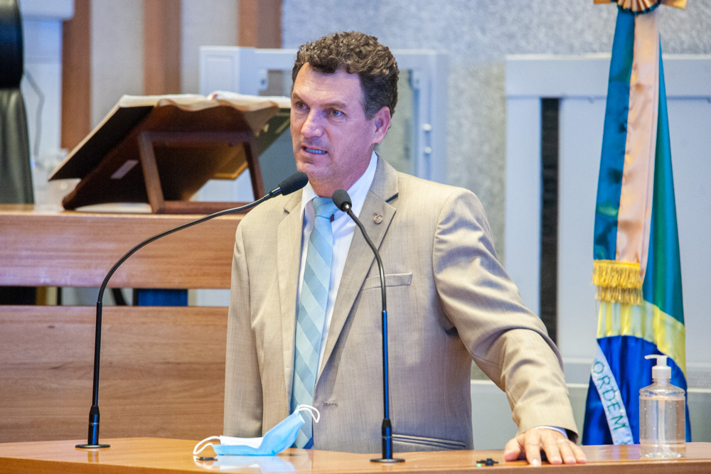 Projeto de Lei do deputado Iolando garante acesso a Informação às pessoas com deficiências no DF